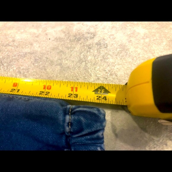 ❤️🔥YMI Kozy Fit Distressed Jeans Jogger Style ❤️🔥Measurements in Photos❤️🔥 - Picture 8 of 14